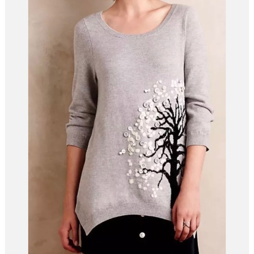 Anthropologie HWR Gray Button Tree
Sweater Size Small